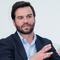 Gonzalo Martín Villa