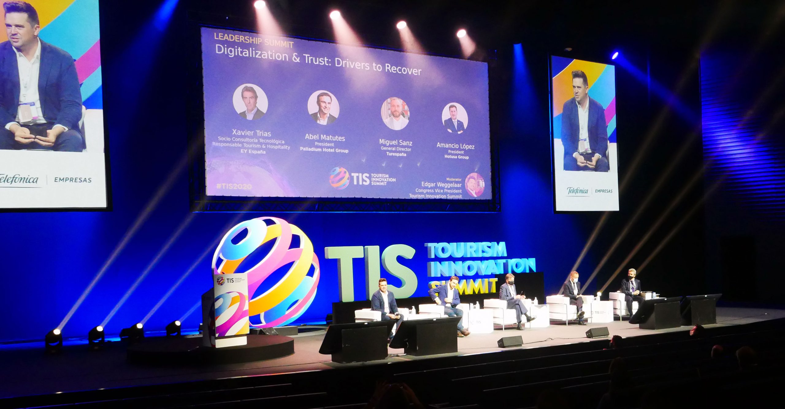 Los CIOs de Radisson, RIU Hotels, NH Hotel Group y Telefónica desgranan sus estrategias digitales en TIS2020