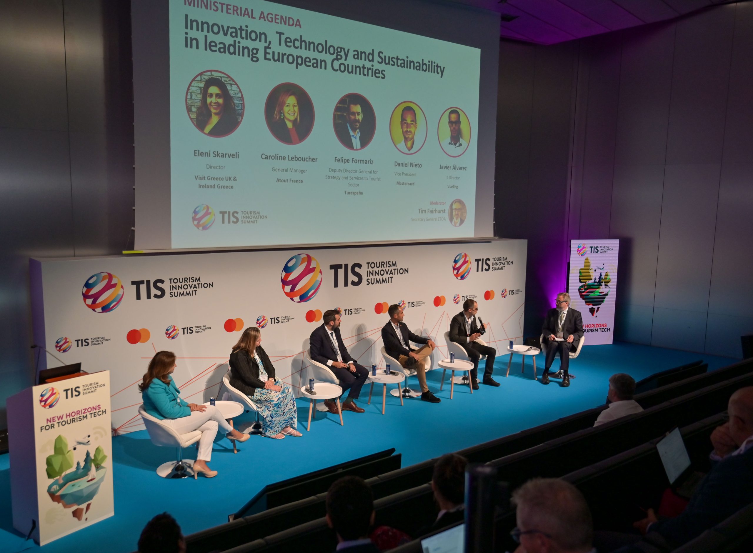 Francia, Grecia, Colombia, Barcelona y Huelva presentan sus estrategias y casos de éxito de destinos sostenibles en TIS2022