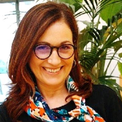 María Vale