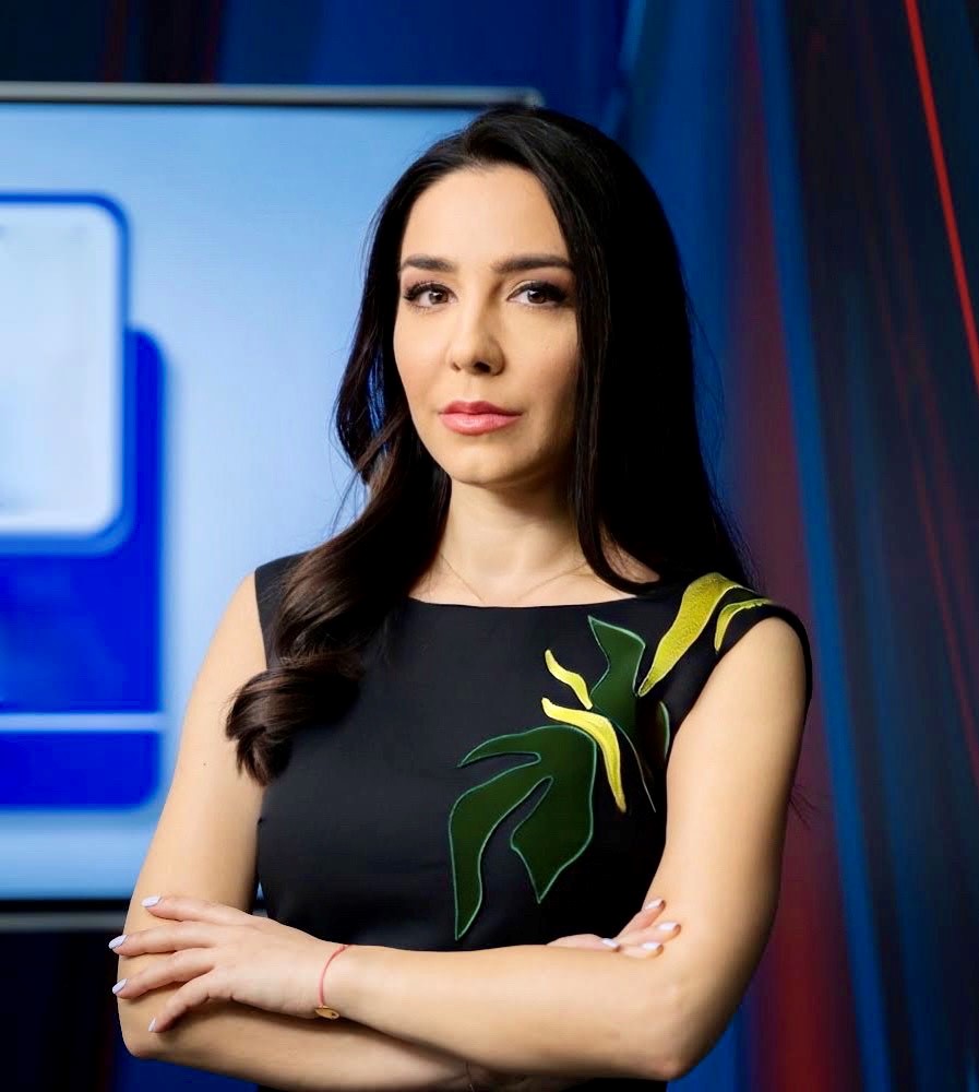 Claudia Tapardel
