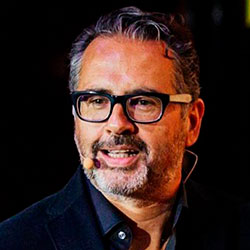 Phil González